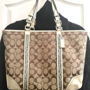 Good Condition Classic Coach Tote